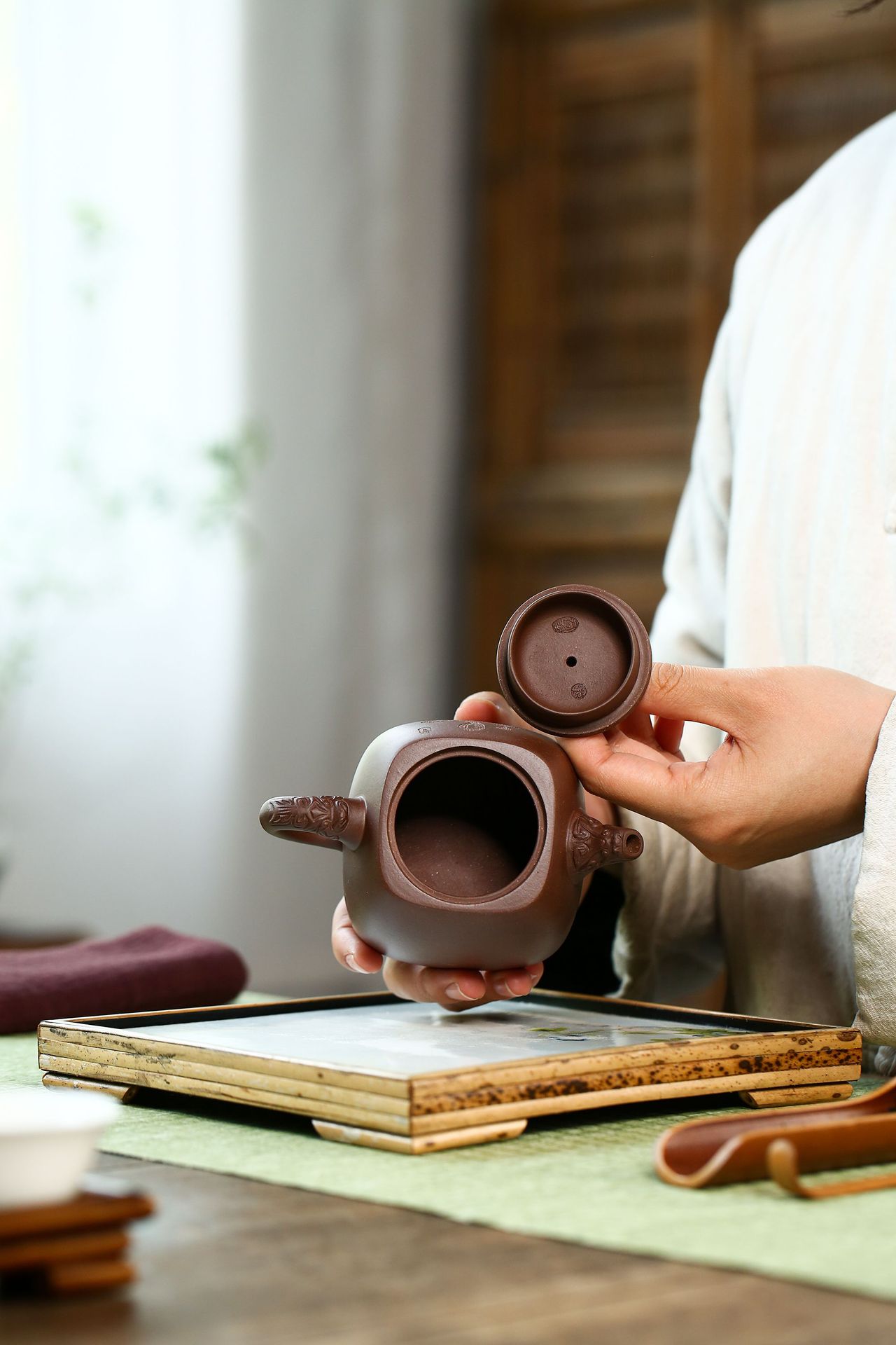 匠心傳承，茗茶雅器 宜興原礦紫泥雙龍漢鐸壺批發與零售解析